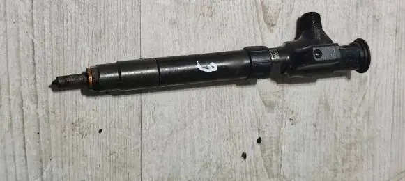 Ford Mondeo MK V Fuel injector 9674984080 28388960