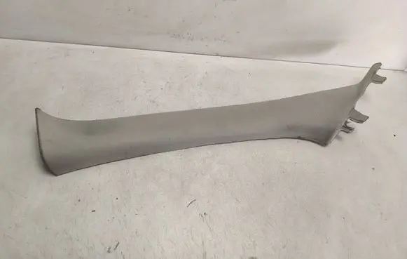 Nissan Qashqai (A) pillar trim 
