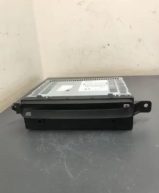 Nissan Primera CD/DVD changer 28185BA010
