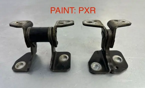 Jeep Grand Cherokee Front door lower hinge 85574F