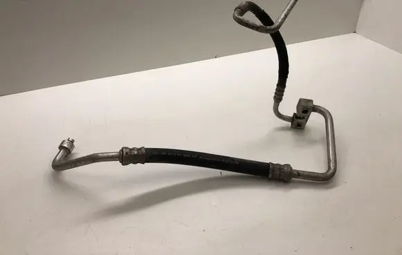 Ford Mondeo Mk III Air conditioning (A/C) pipe/hose