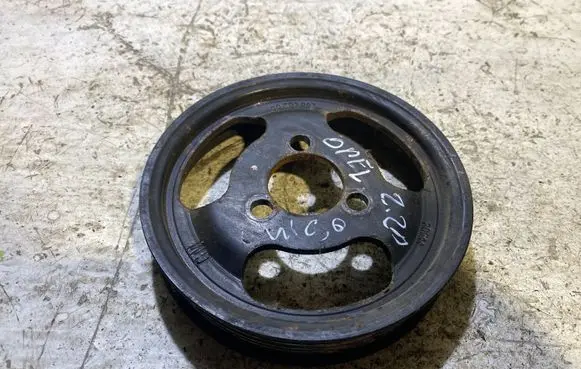 Opel Vectra C Water pump pulley 90502887