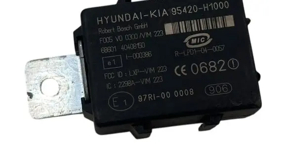 Hyundai Santa Fe Immobilizer control unit/module 95420H1000 97RI000008 40408150