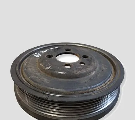 Volkswagen PASSAT B6 Crankshaft pulley 03G105253