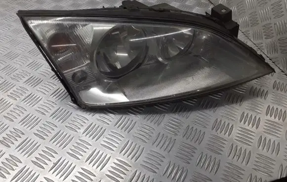 Ford Mondeo Mk III Headlight/headlamp 1S71-13005-AL
