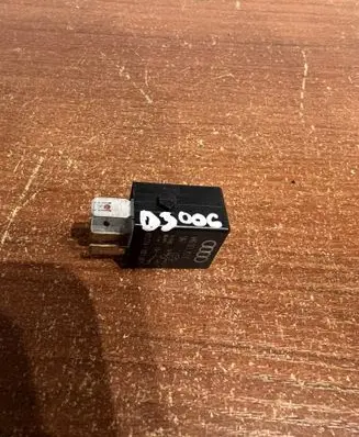 Audi A4 S4 B6 8E 8H Other relay 4H0951253C D3006