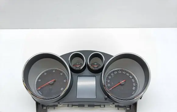 Opel Zafira C Speedometer (instrument cluster) 13460581