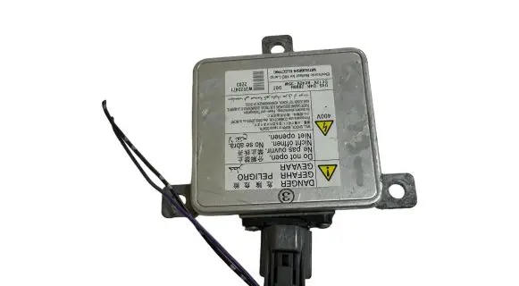 Mazda CX-5 Xenon control unit/module W3T22471