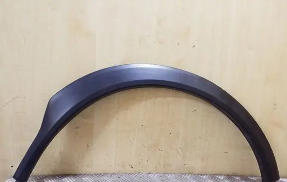 Front arch trim