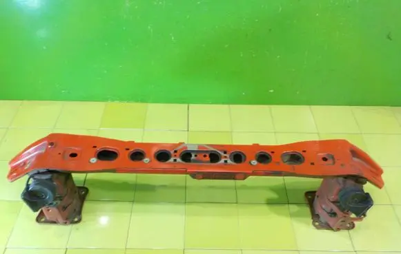 Ford Focus Front bumper support beam PRZOD XP149