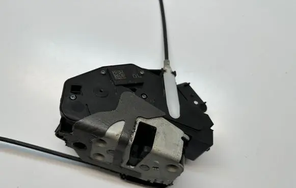 Ford Ranger Front door lock CM5AA21813CB