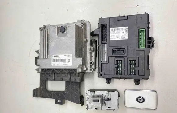 Renault Espace V (RFC) Engine ECU kit and lock set 237106230R 284B16237R 487001452R