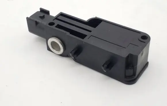 Ford Mondeo Mk III Airbag deployment crash/impact sensor 1S7T14B342AC 23BB083F6511