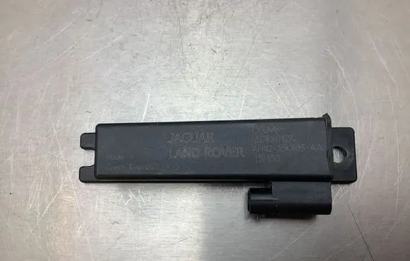 Land Rover Discovery 4 - LR4 Keyless system antenna 5E08X0127 AH4215K603AA