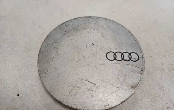 Audi 100 200 5000 C3 Wheel nut cap/cover 853601165