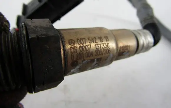 Mercedes-Benz C W204 Lambda probe sensor 0075421612