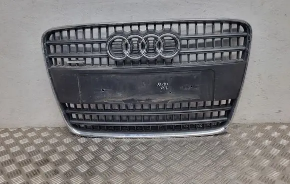 Audi Q7 4L Front bumper upper radiator grill 4L0853651A