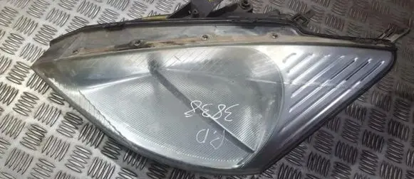 Ford Focus Headlight/headlamp 0374D