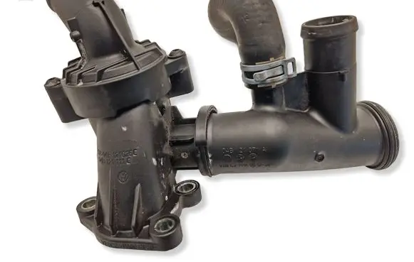 Volkswagen Polo V 6R EGR valve line/pipe/hose 04B121026L 04B121111C 04B121071A