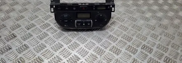 Toyota RAV 4 (XA20) Climate control unit 1944009441