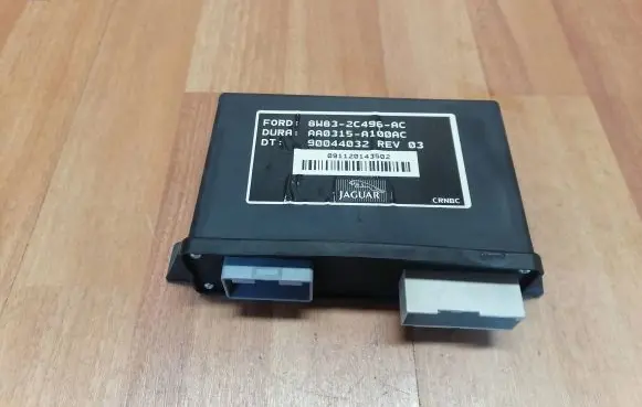 Jaguar XF X250 Hand brake control module 8W832C496AC C2P12846 8W832C496AD