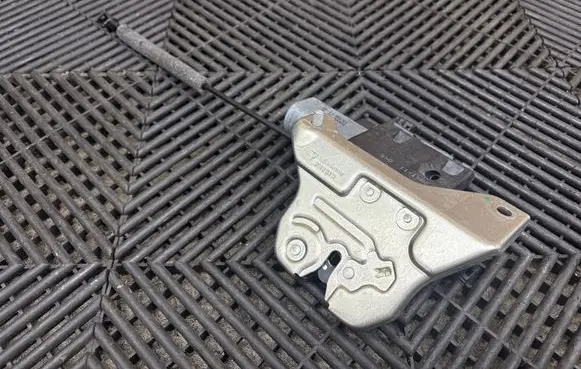 Porsche Panamera (970) Tailgate/trunk/boot lock/catch/latch 97051205303