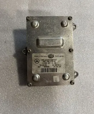 Mercedes-Benz E AMG W212 Headlight ballast module Xenon 5DF00827900