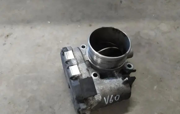 Volvo S60 Throttle body valve 31216665