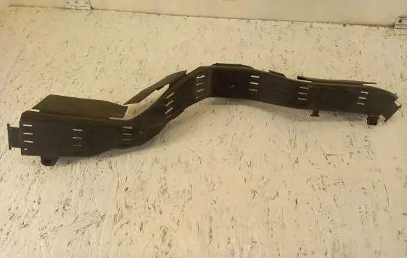 Audi A6 S6 C6 4F Other engine bay part 4F0971821