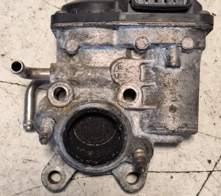 Subaru Outback EGR valve 1501000052 14710AA740 02K010300