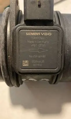 Volvo V50 Mass air flow meter 9645948980 5WK97002