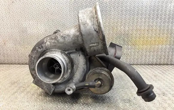 Mercedes-Benz A W169 Turbo 6400901380 A6400901380