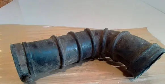 Volkswagen Golf IV Intercooler hose/pipe 5V0112ST1