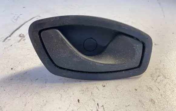 Renault Megane III Front door interior handle 826720001R
