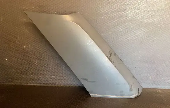 Land Rover Range Rover Sport L320 (D)pillar trim (top) DDG000175