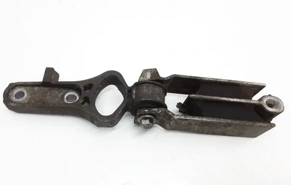 Volvo XC60 Engine mount bracket 9487476 31330145