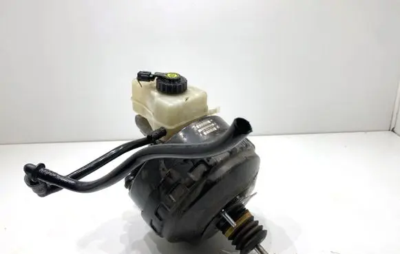 BMW 3 E90 E91 Brake booster 6751976