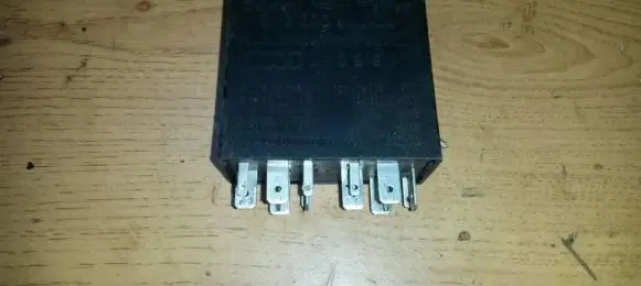 Audi A6 S6 C5 4B Other relay 4b0919471 5kg00656804