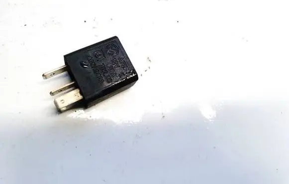 Alfa Romeo 156 Other relay 46520421 a727