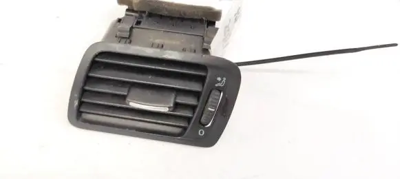 Volkswagen PASSAT B6 Dash center air vent grill 3C1819701E P0108666