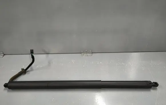 Cupra Formentor Tailgate strut 5FF827851C