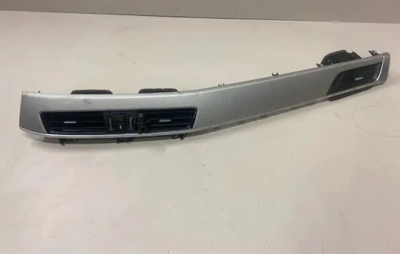 BMW X1 F48 F49 Panel trim 806471908 ZAK102