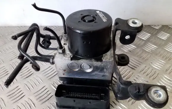 Volvo XC60 ABS Pump 30681619 8G9N2C405AC P30681619