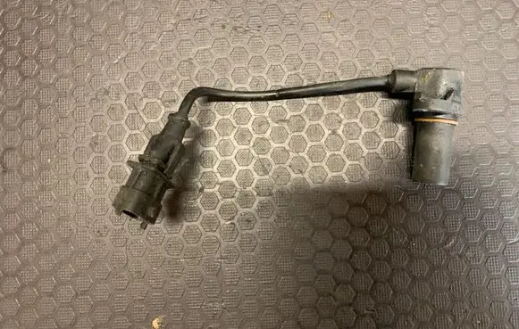 Honda CR-V Crankshaft position sensor 0281002659