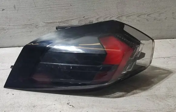 Peugeot 2008 II Rear/tail lights 800817
