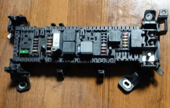 Mercedes-Benz B W246 W242 Fuse box set A2465400240