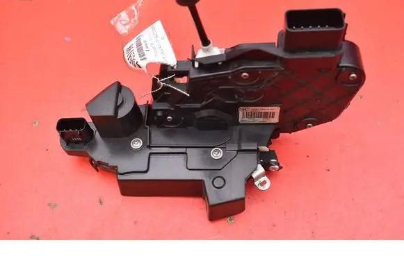 Jaguar XF X250 Rear door lock 8X2A26412AC