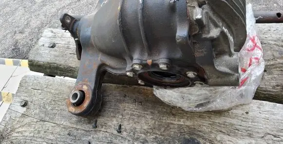 Lexus SC 430 Rear differential F20SZ