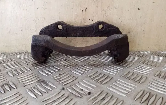 Nissan X-Trail T30 Front Brake Caliper Pad/Carrier 
