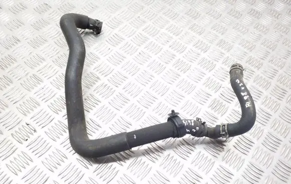 Nissan Qashqai Engine coolant pipe/hose